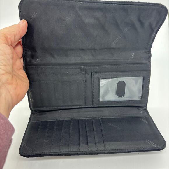 Vera Bradley black quilted wallet - Picture 6 of 6